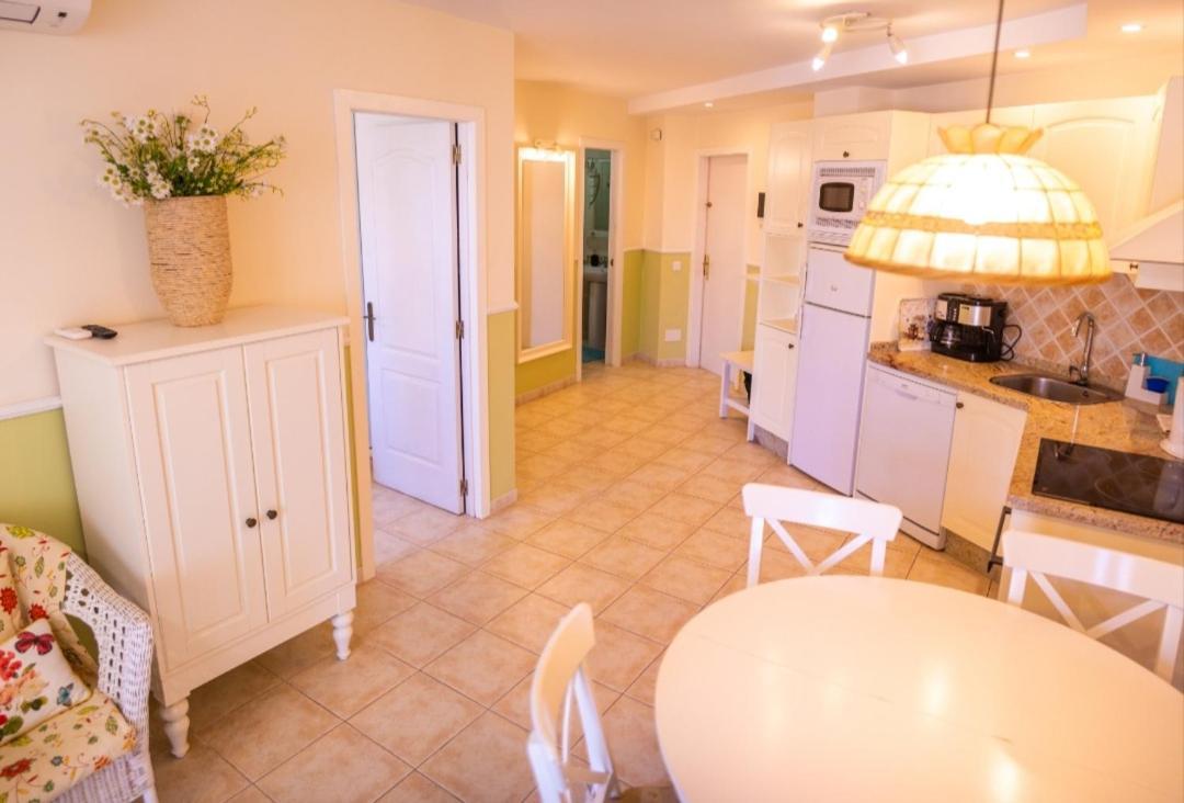 Apartment El Carmen In Los Cristianos ลอส กริสเตียนอส ภายนอก รูปภาพ
